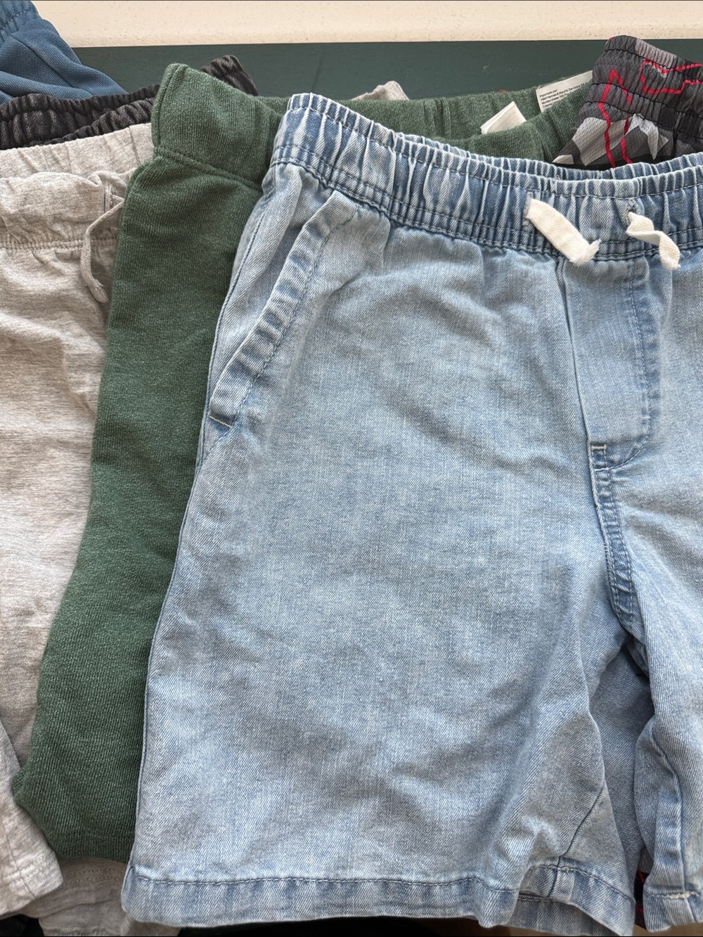 H&M boys short lot